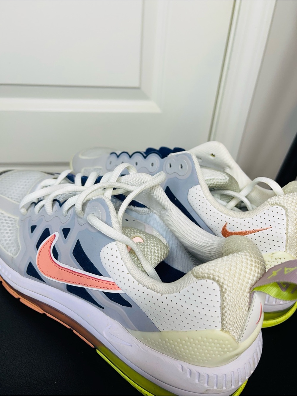 Nike Air Max Genome | Women’s Sneaker summit white/ Crimson Bliss- DC4057-100